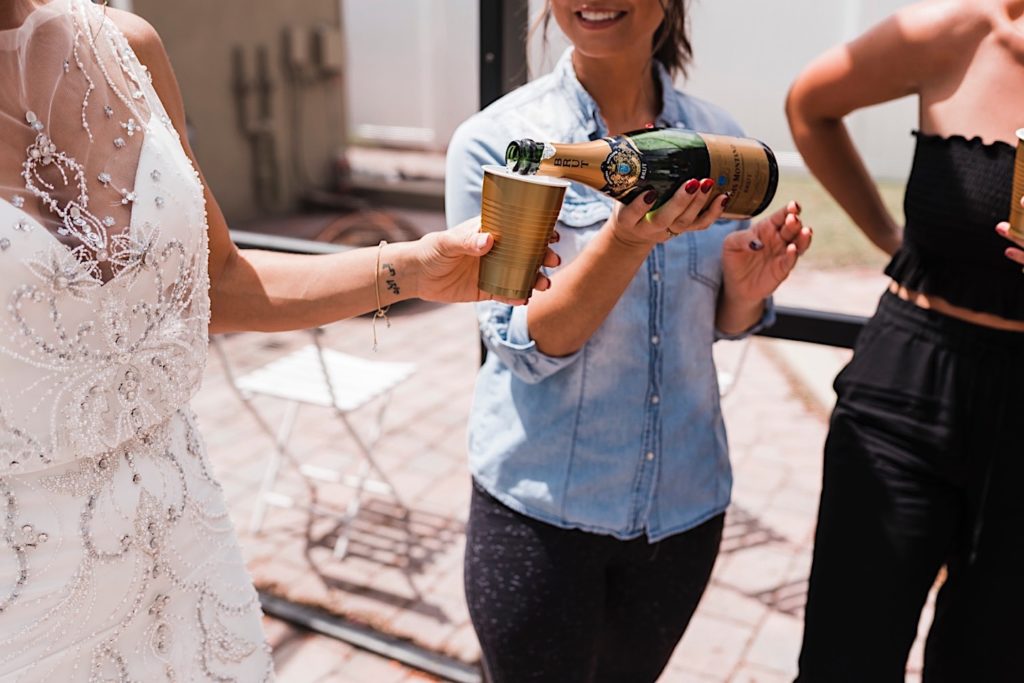 Bride and Bridesmaids before wedding- Pouring Champagne : Winter Park, Florida
Bridesmaids, Bridesmaid Party, Bride with friends, Bride, Champagne Toast