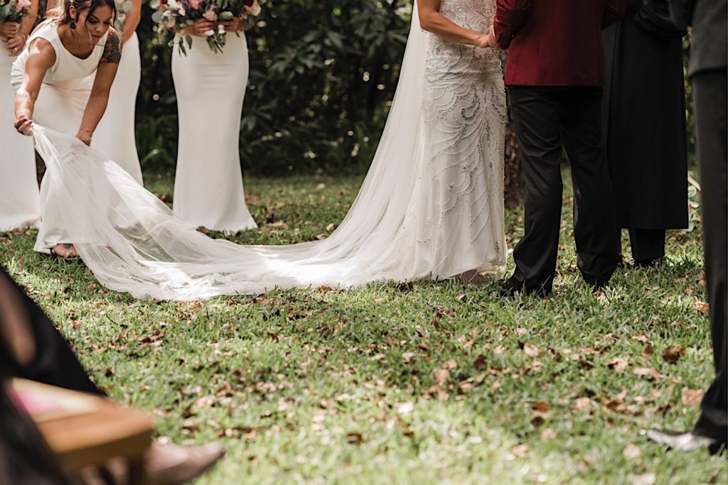 Wedding Ceremony: 
Winter Park, Florida

Bride, Wedding Dress, Veil, Wedding dress train